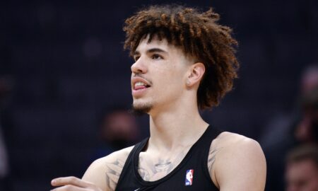 LaMelo warms up