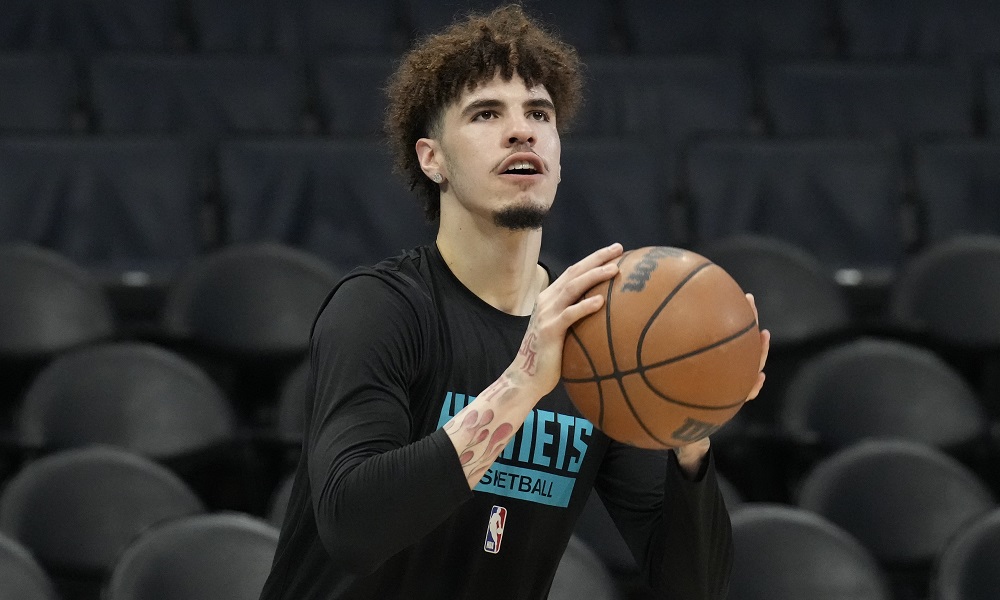LaMelo shoots around before Wizards game