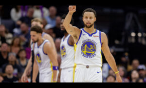 Steph Curry outduels De'Aaron Fox