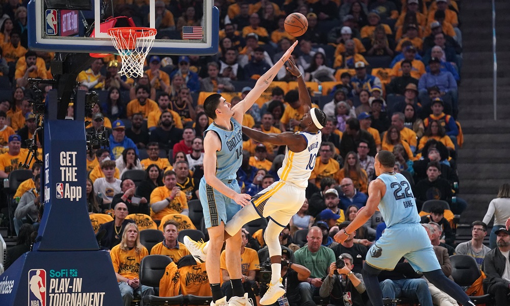 Jimmy Butler attacks Grizzlies