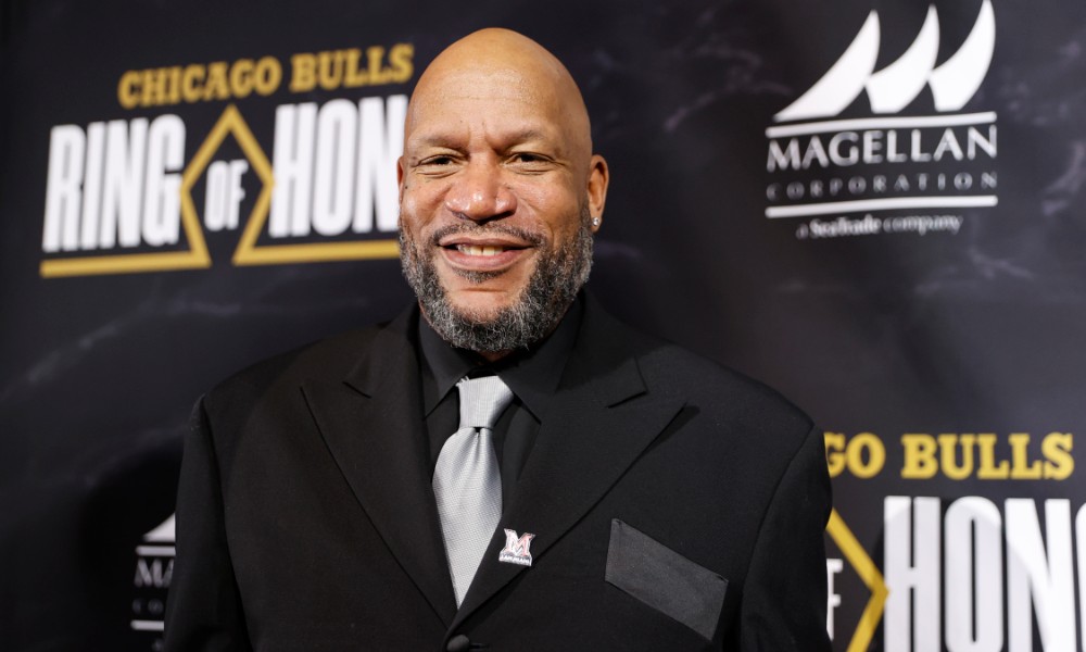 Ron Harper attends event