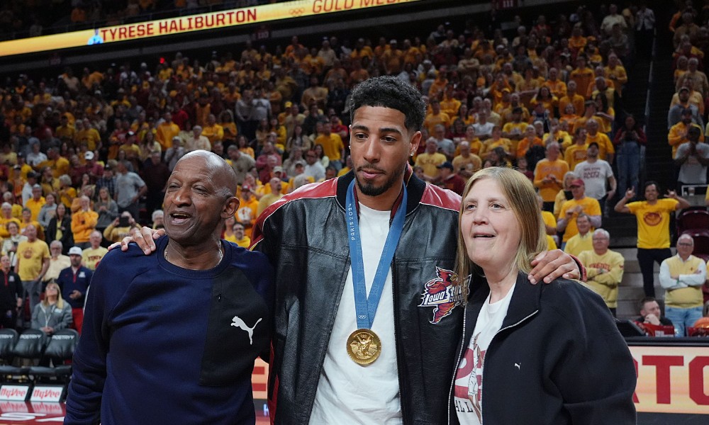 Tyrese Haliburton with his parents