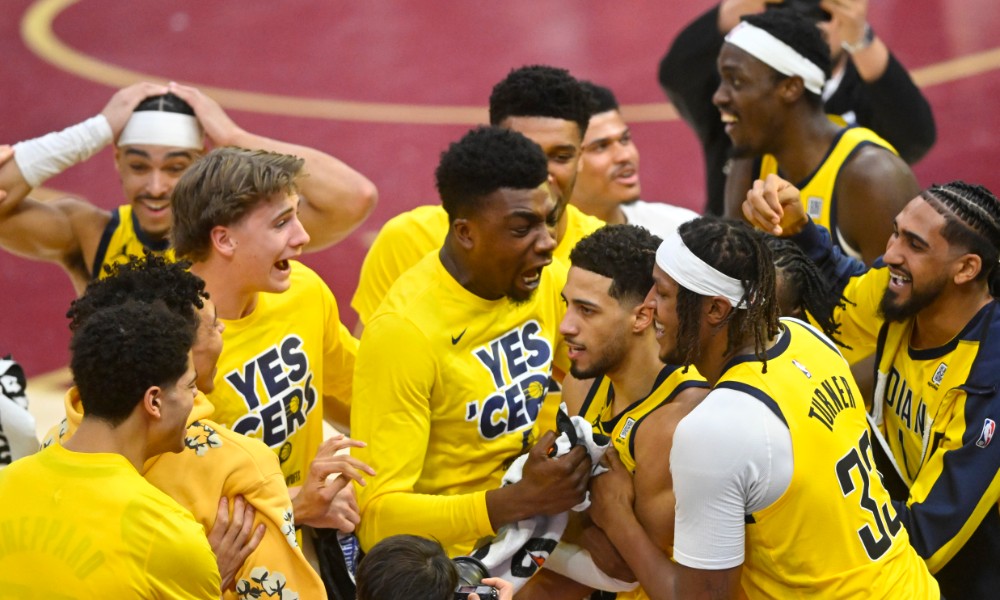 Pacers celebrate Tyrese Haliburton's game-winning three