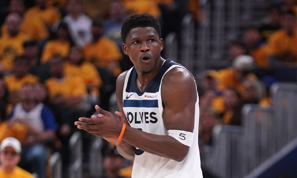 Anthony Edwards focus on game