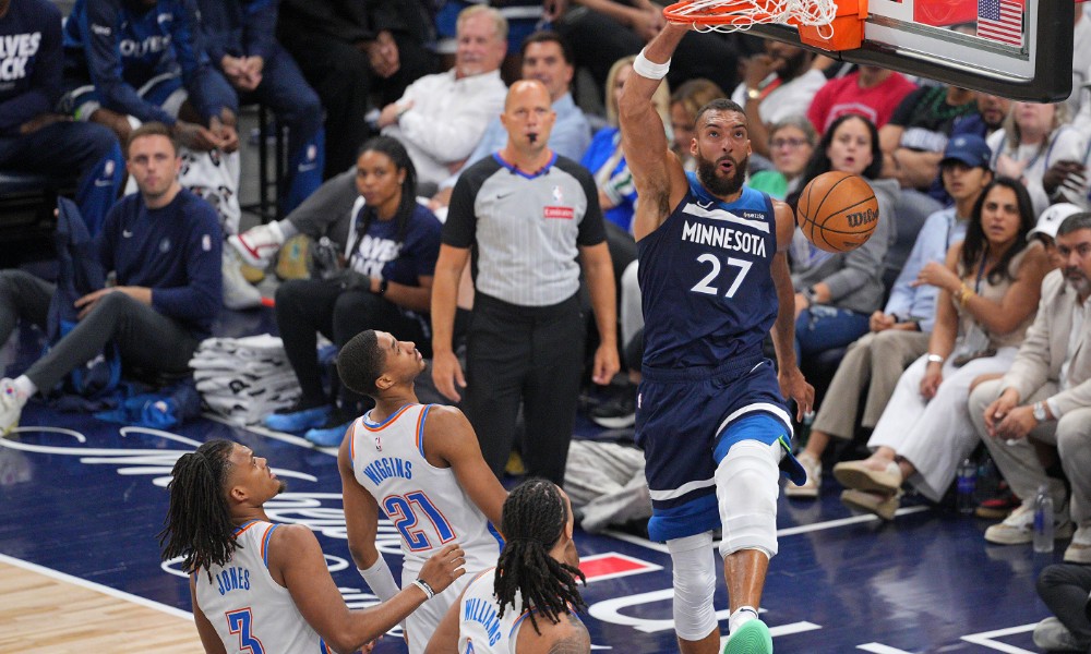 Rudy Gobert dunks during the Timberwolves' dominant Game 3 victory