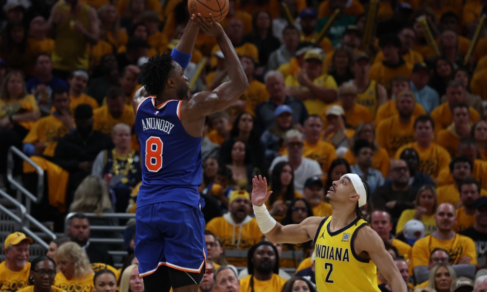 OG Anunoby shoots during Knicks' first win in Eastern Conference Finals