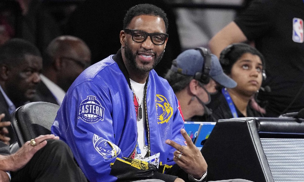 Tracy McGrady at a game