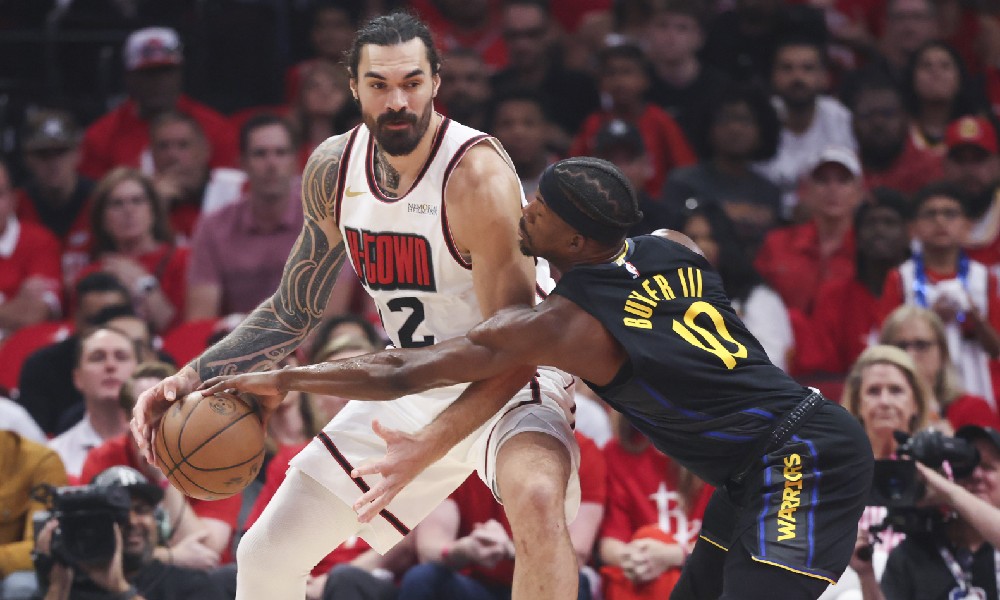 Steven Adams backs down Jimmy Butler