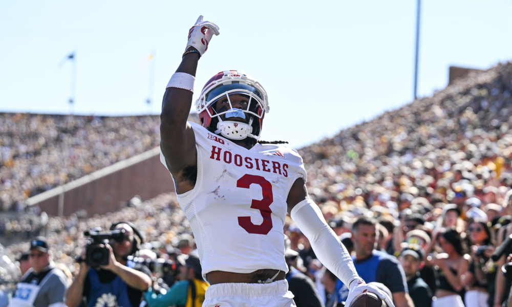 Closeup shot of Indiana Hoosiers receiver Omar Cooper.