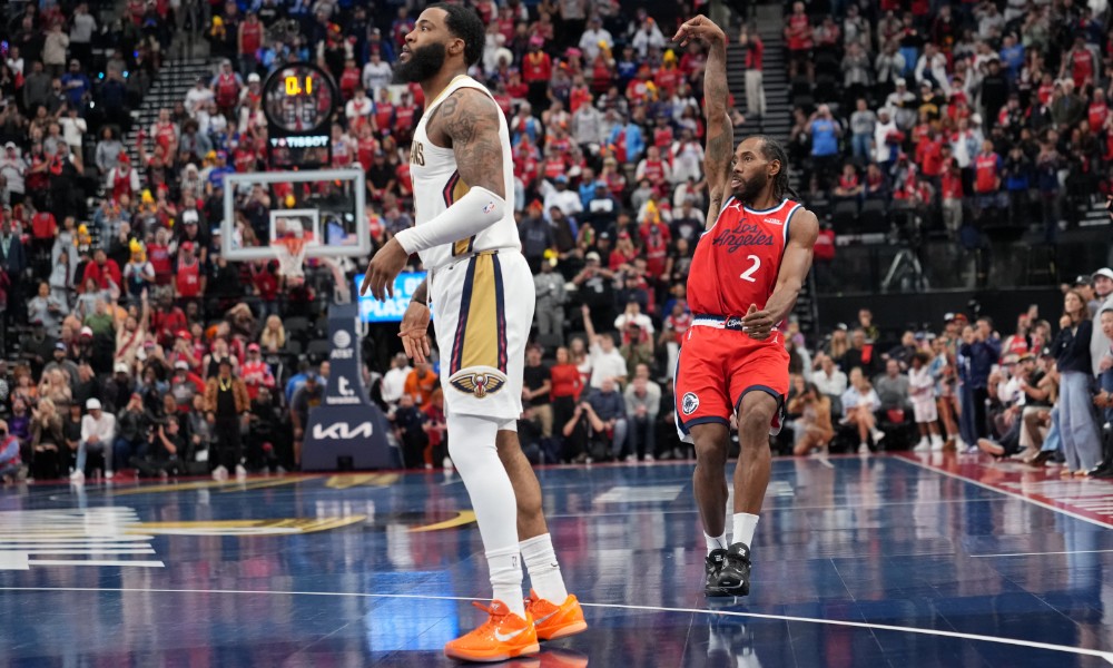 Kawhi Leonard game-winner over Pelicans