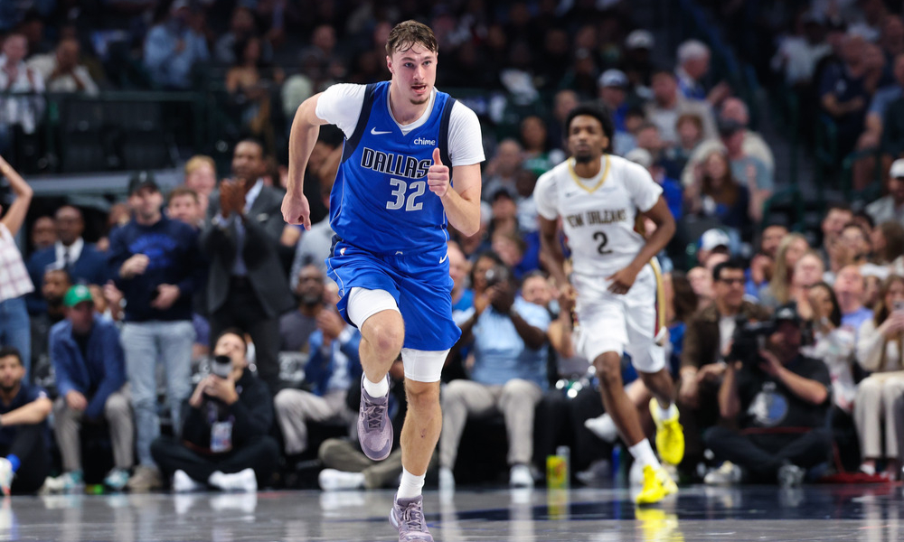 Closeup shot of Dallas Mavericks rookie Cooper Flagg.