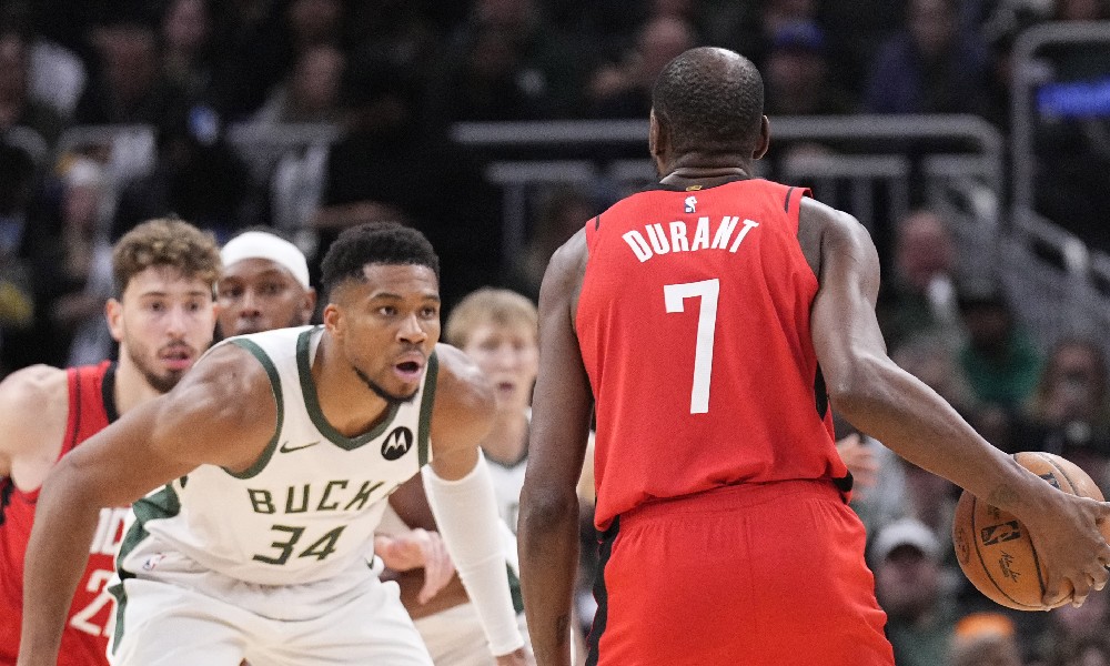 Kevin Durant vs. Giannis Antetokounmpo