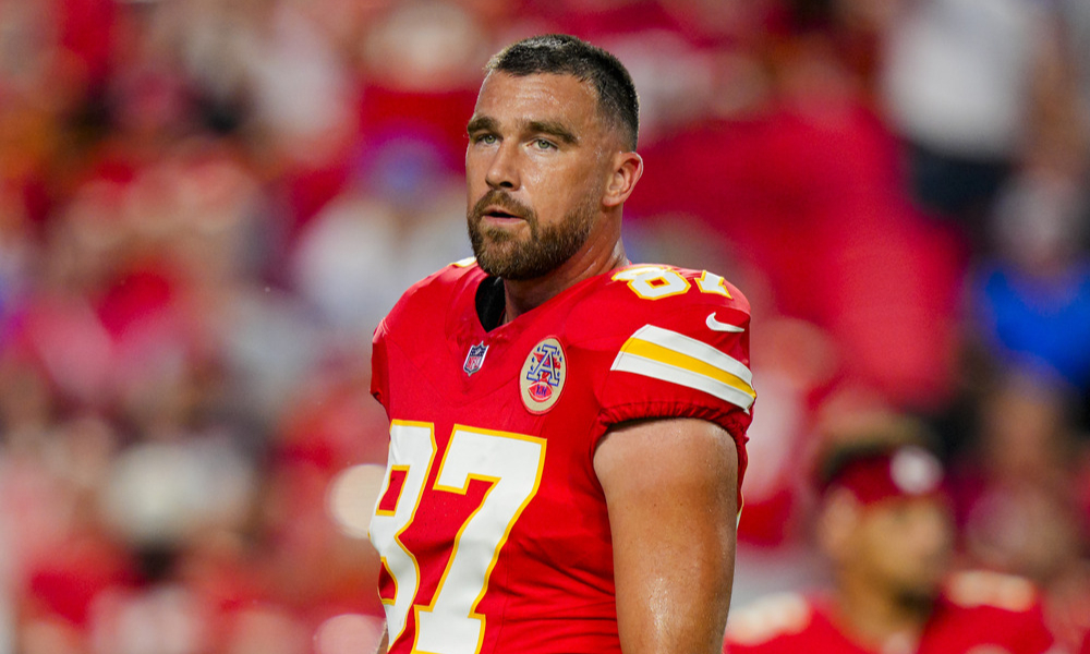 Closeup shot of Kansas City Chiefs tight end Travis Kelce.