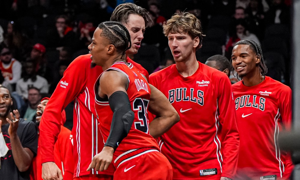 Bulls vs Hawks