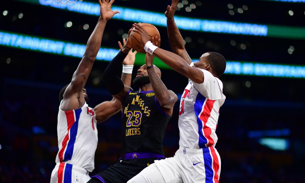 LeBron James attacks basket in Lakers vs Pistons