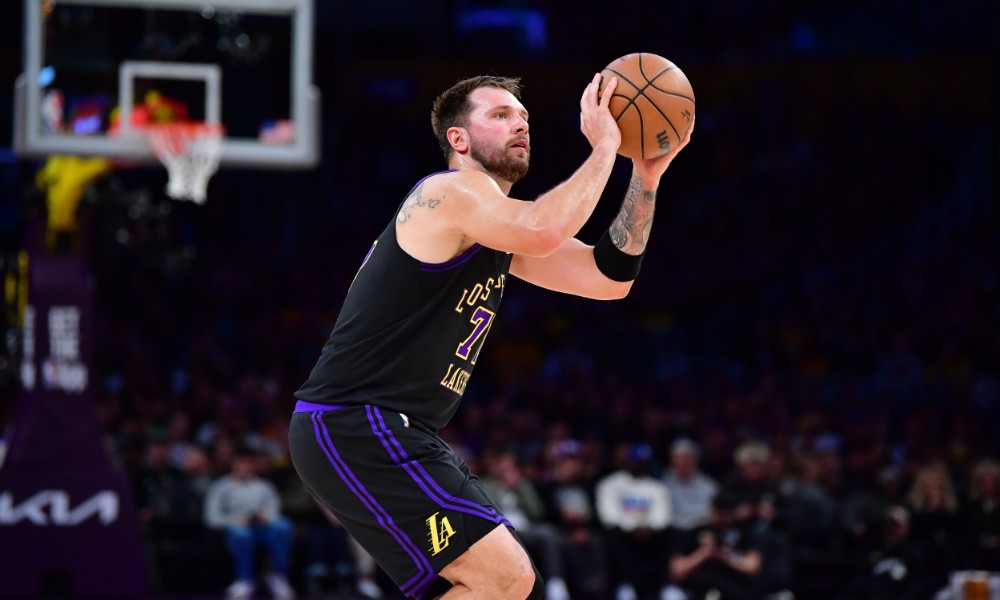 Luka Doncic during Lakers Timberwolves