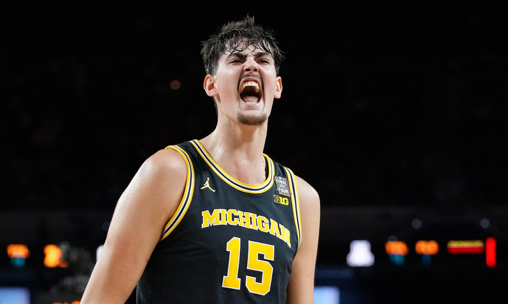 Closeup shot of Michigan Wolverines center Aday Mara.